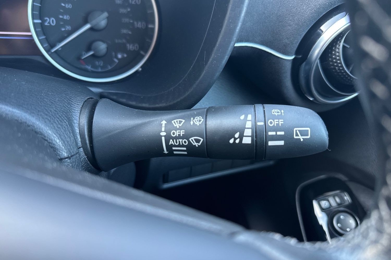 Used Nissan Juke 2022 for sale - 76104201: Photo 39