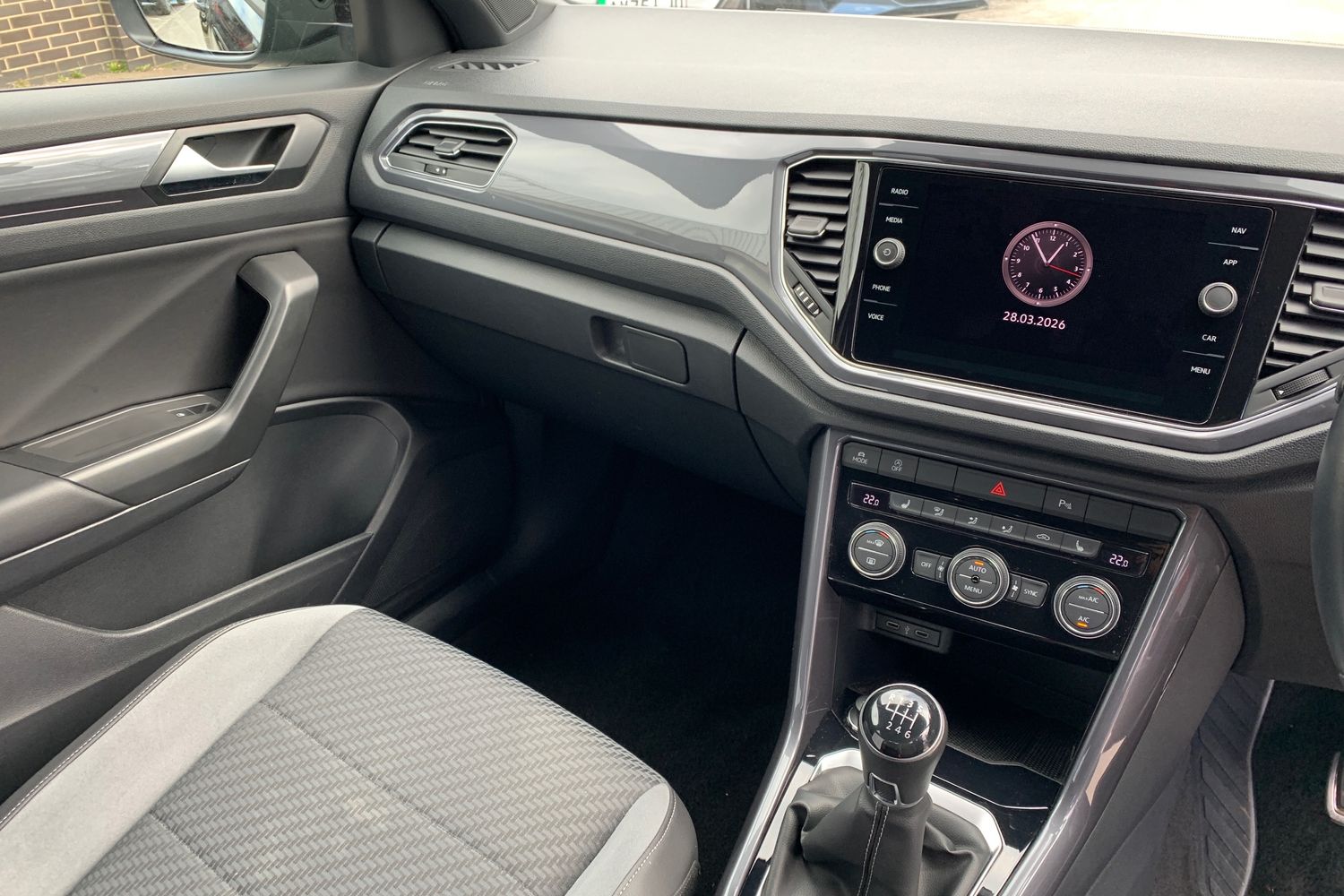 Used Volkswagen T-Roc 2021 for sale - 77965071: Photo 14