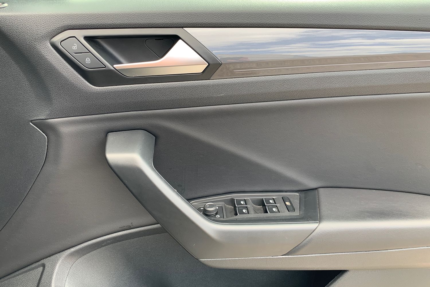 Used Volkswagen T-Roc 2021 for sale - 77965071: Photo 16