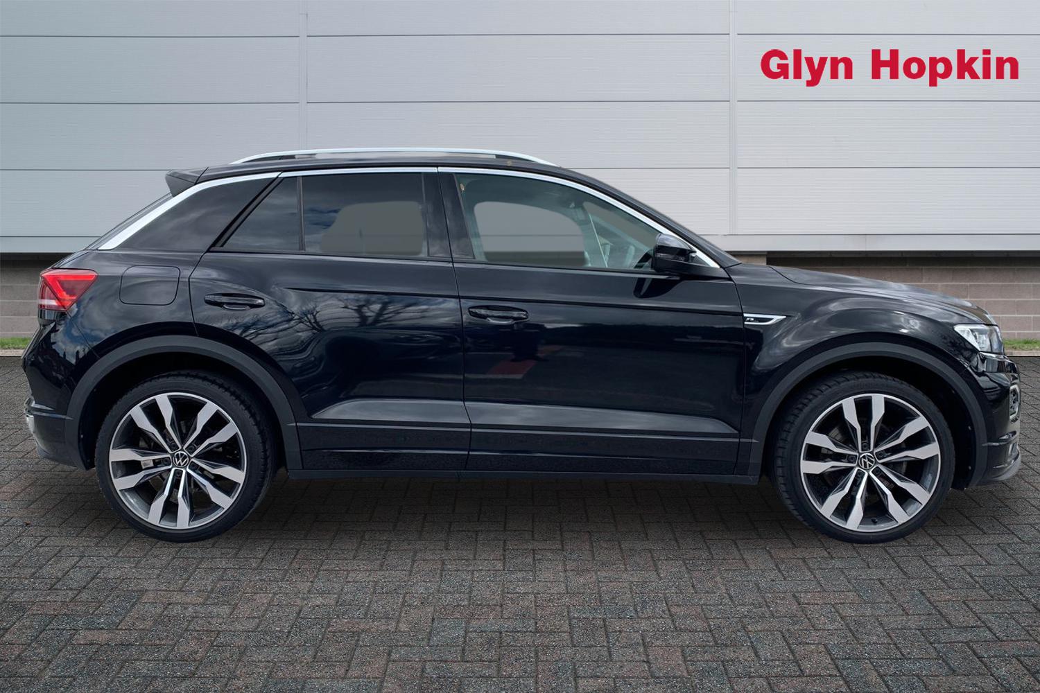 Used Volkswagen T-Roc 2021 for sale - 77965071: Photo 2