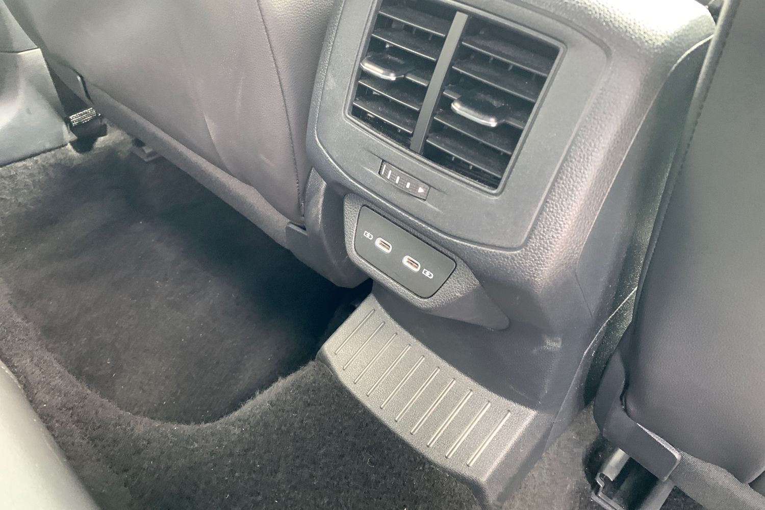 Used Volkswagen T-Roc 2021 for sale - 77965071: Photo 31