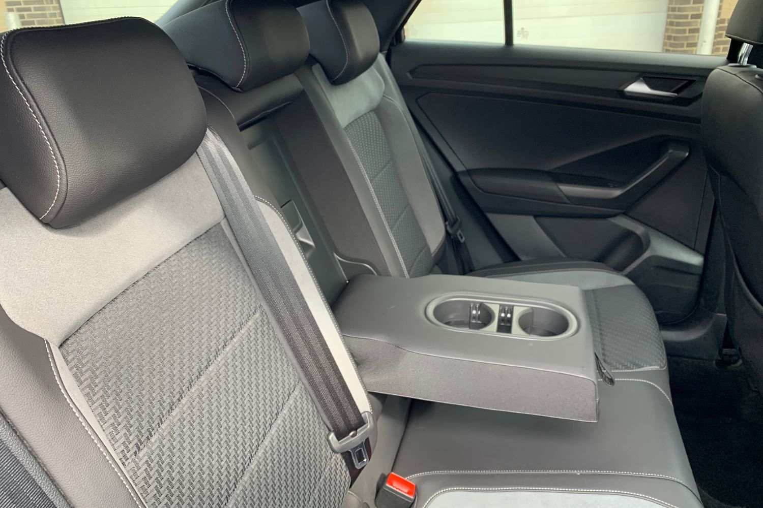 Used Volkswagen T-Roc 2021 for sale - 77965071: Photo 32