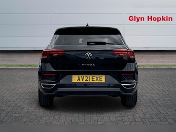 Used Volkswagen T-Roc 2021 for sale - 77965071: Photo