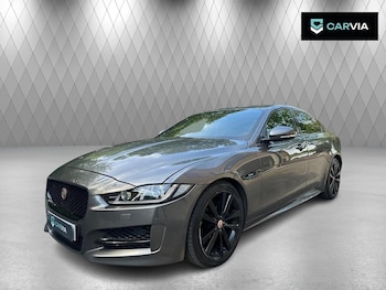 Used Jaguar XE 2018 for sale - 78534477: Photo