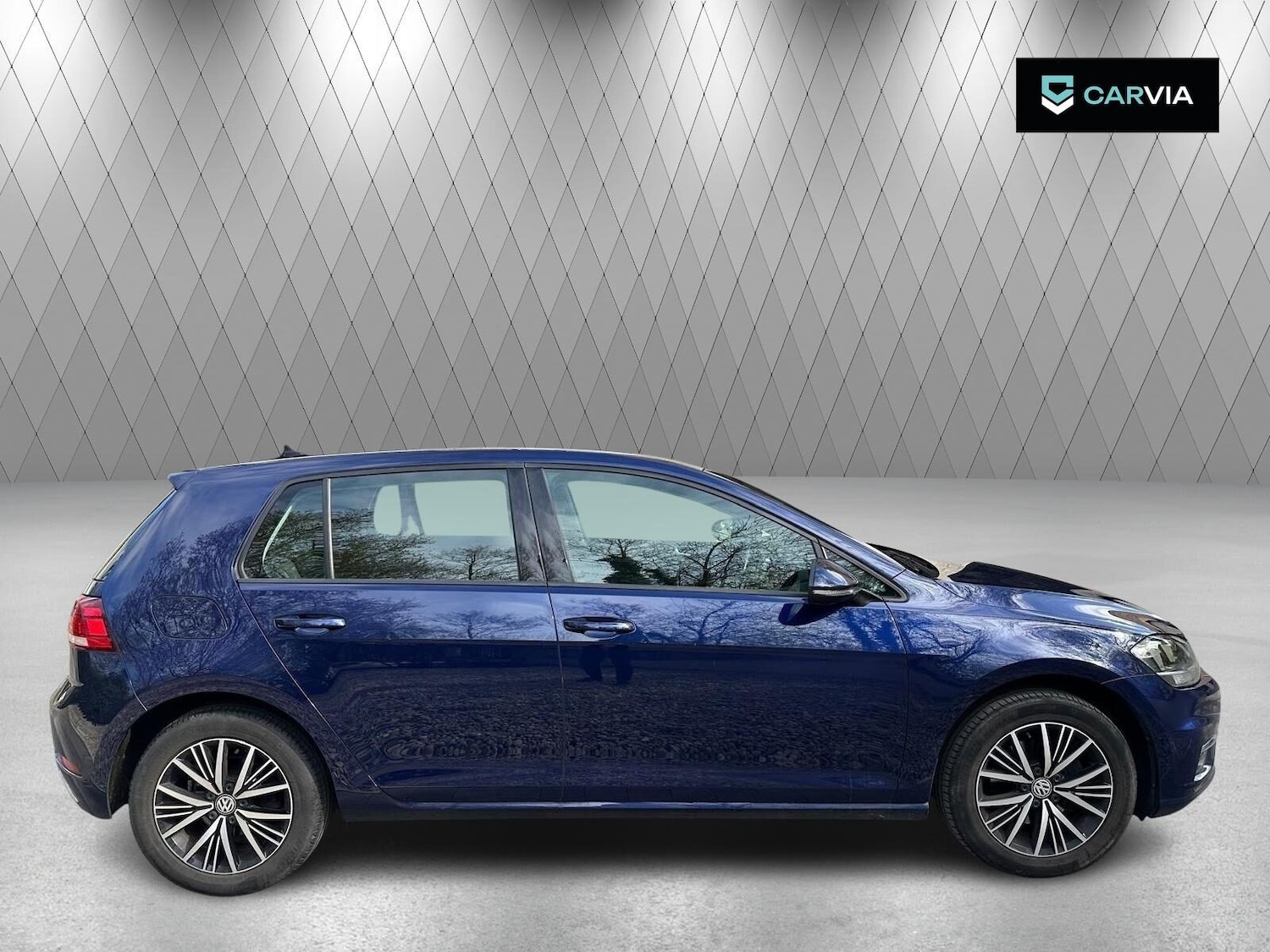 Used Volkswagen Golf 2017 for sale - 78134862: Photo 2