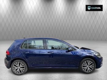 Used Volkswagen Golf 2017 for sale - 78134862: Photo