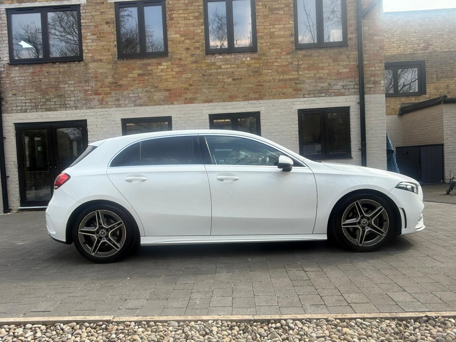 Used Mercedes-Benz A-Class 2018 for sale - 77985024: Photo 11