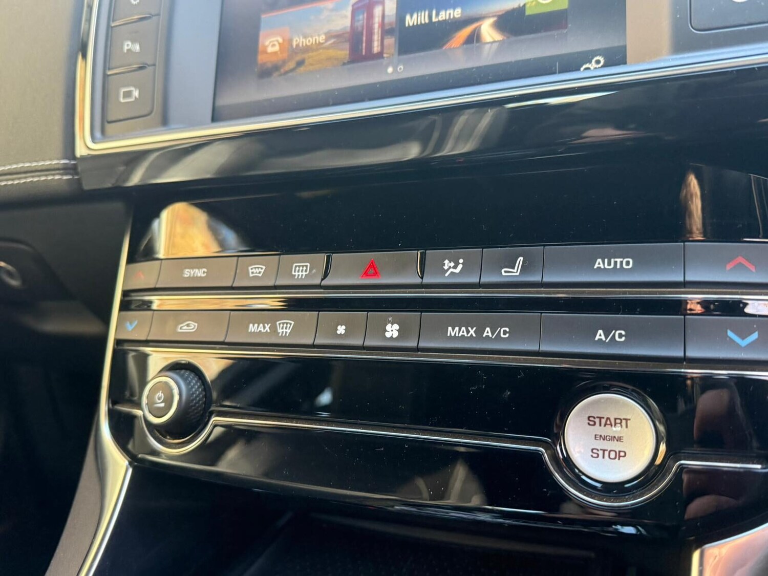 Used Jaguar XE for sale - 78027267: Photo 19