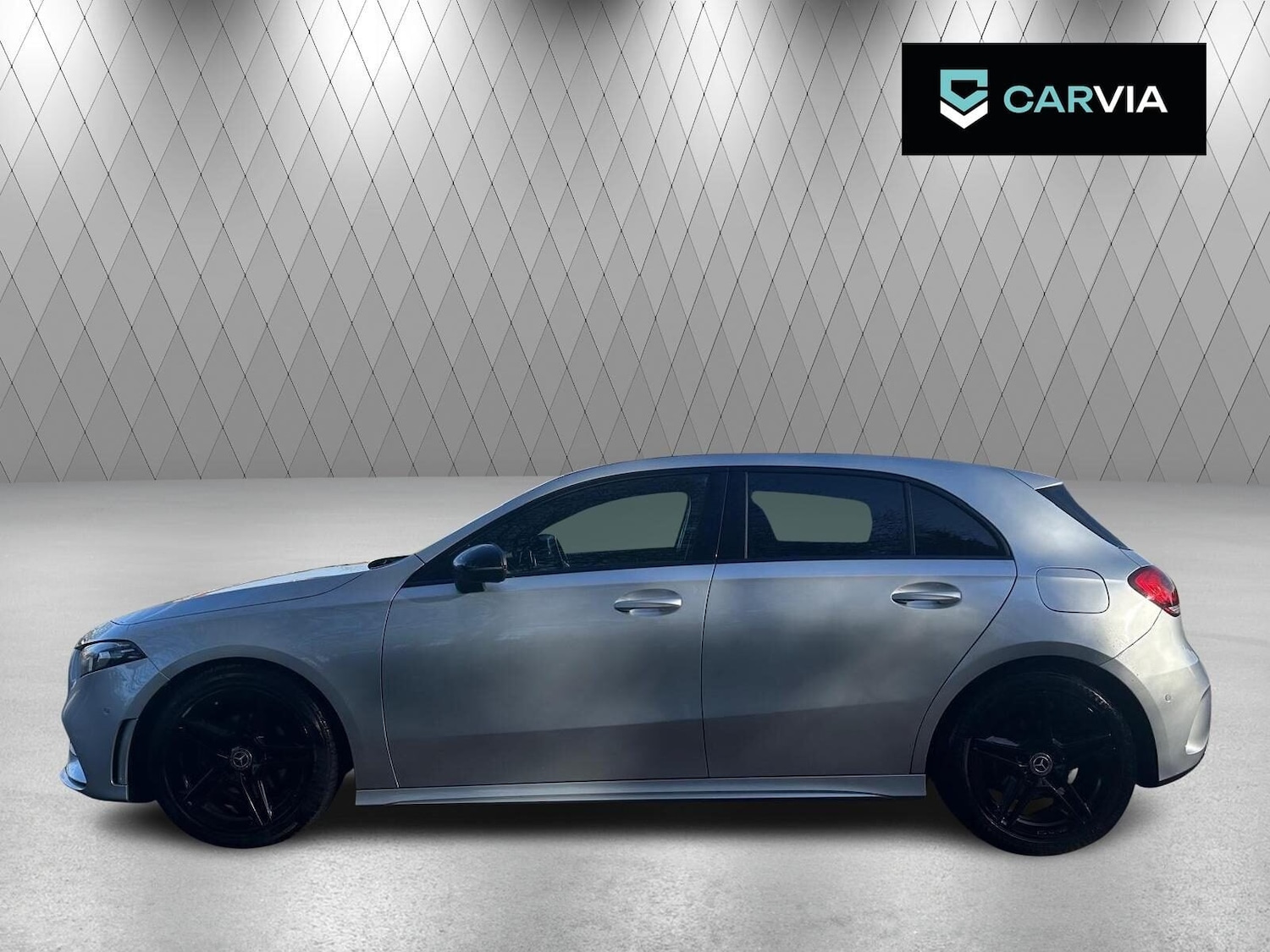 Used Mercedes-Benz A-Class 2019 for sale - 77351292: Photo 3