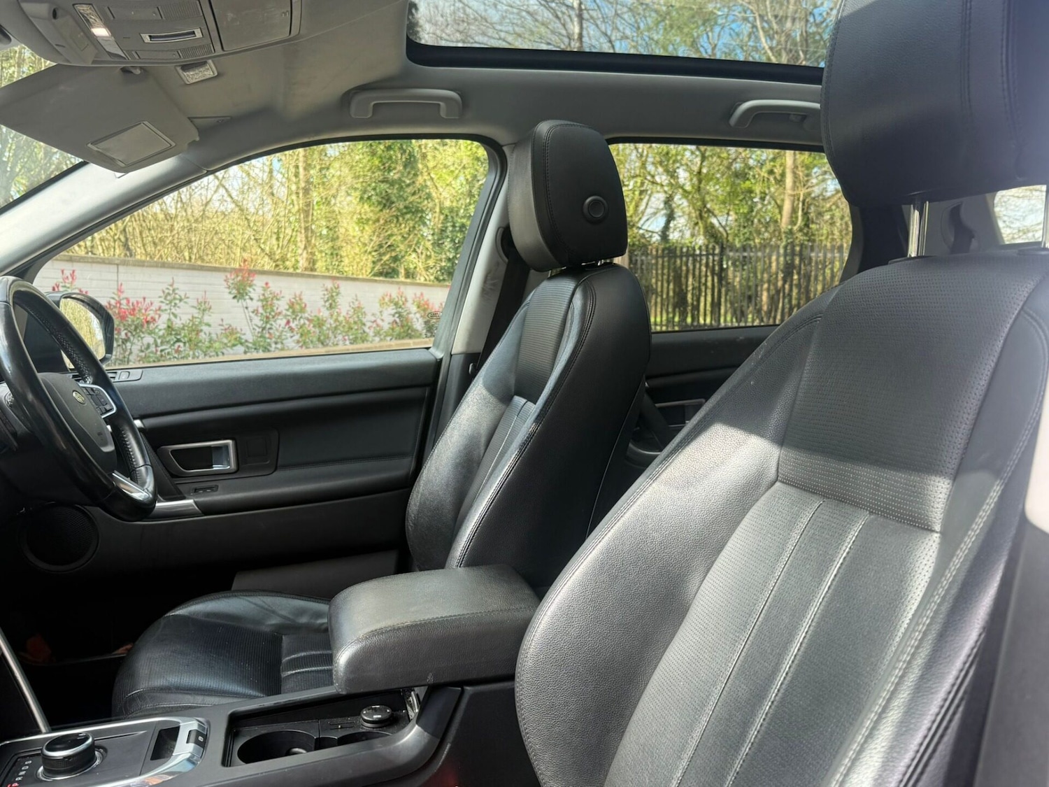 Used Land Rover Discovery Sport 2017 for sale - 77890770: Photo 14