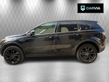 Used Land Rover Discovery Sport 2017 for sale - 77890770: Photo