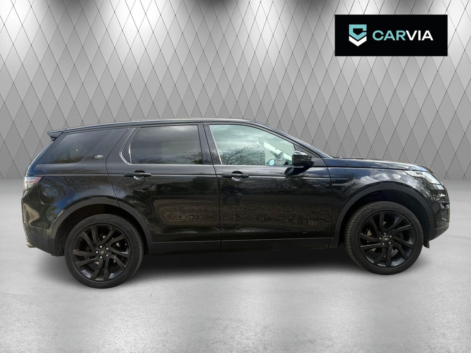 Used Land Rover Discovery Sport 2017 for sale - 77890770: Photo 6