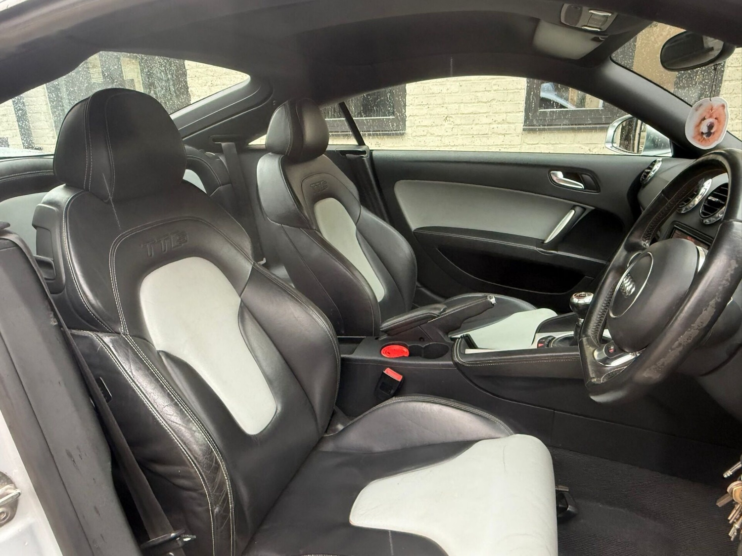 Used Audi TT 2011 for sale - 77779394: Photo 14