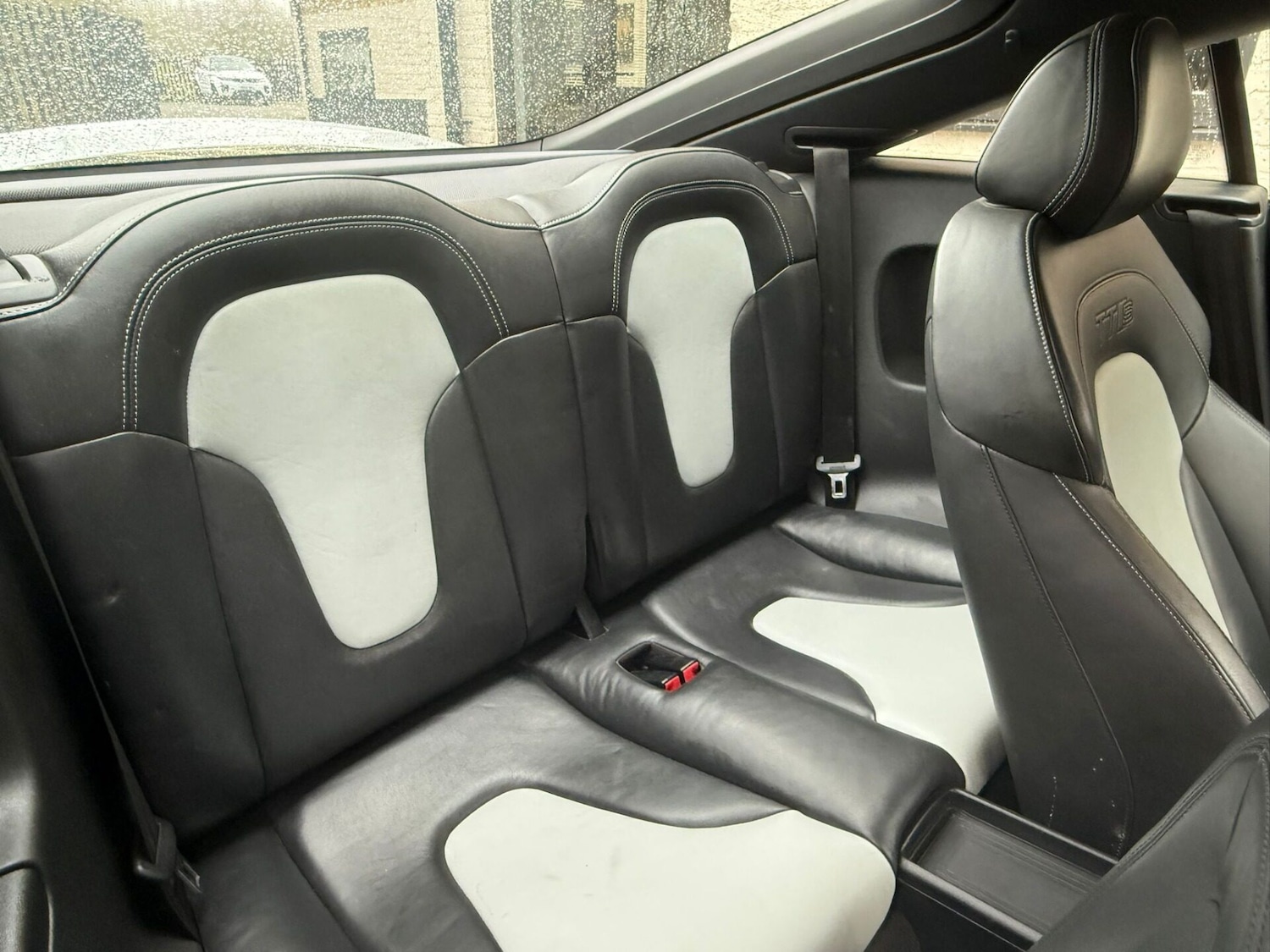 Used Audi TT 2011 for sale - 77779394: Photo 24