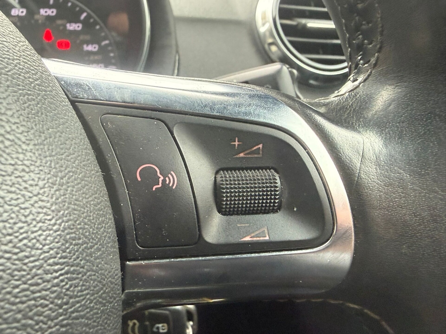 Used Audi TT 2011 for sale - 77779394: Photo 25