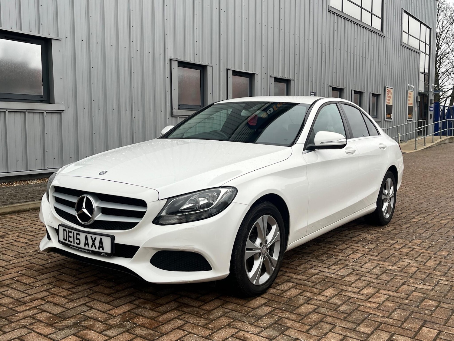 Used Mercedes-Benz C Class 2015 for sale - 77132007: Photo 11