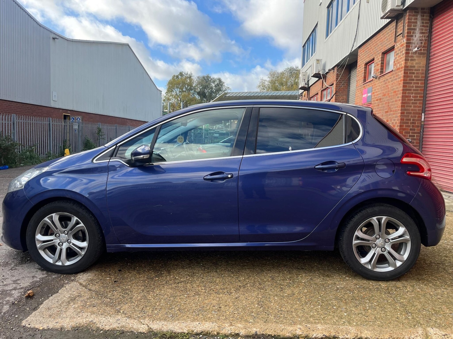 Used Peugeot 208 2014 for sale - 76446586: Photo 20