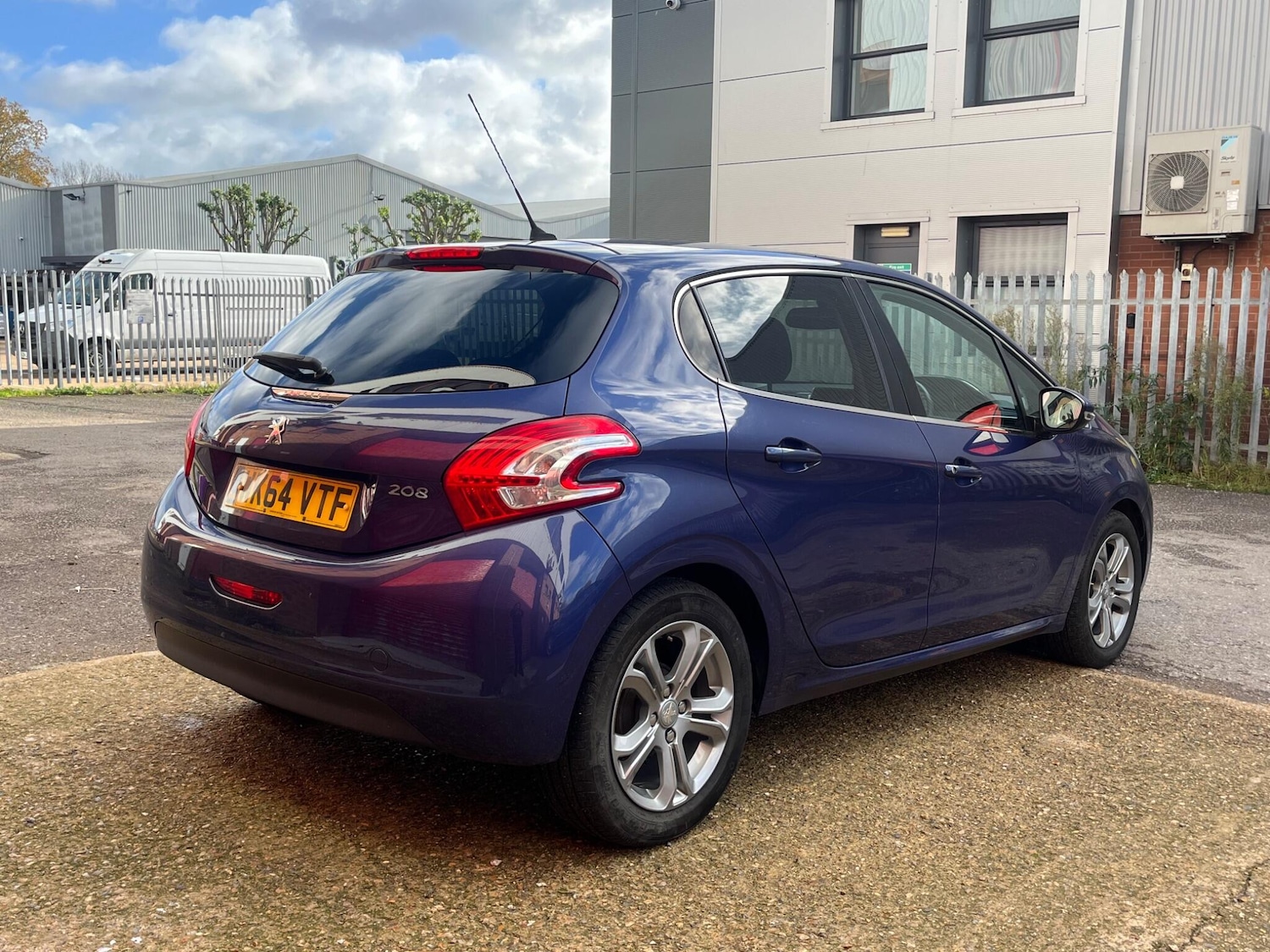 Used Peugeot 208 2014 for sale - 76446586: Photo 28