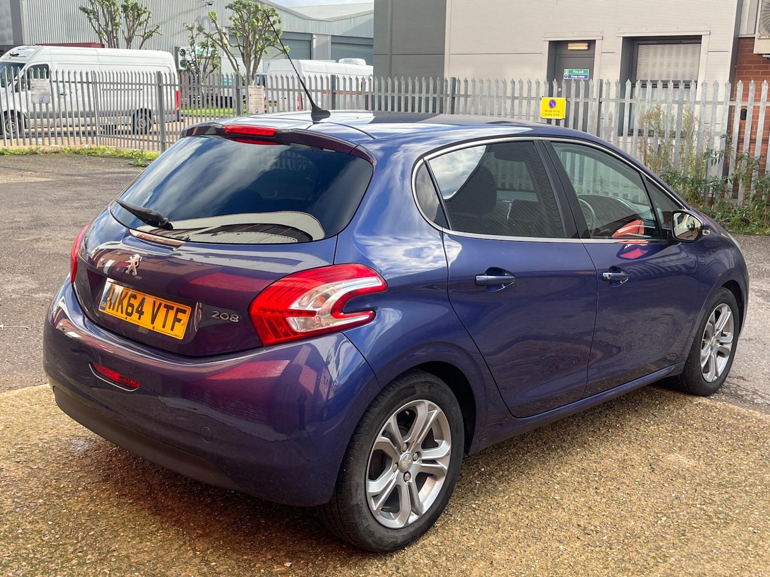 Used Peugeot 208 2014 for sale - 76446586: Photo 30