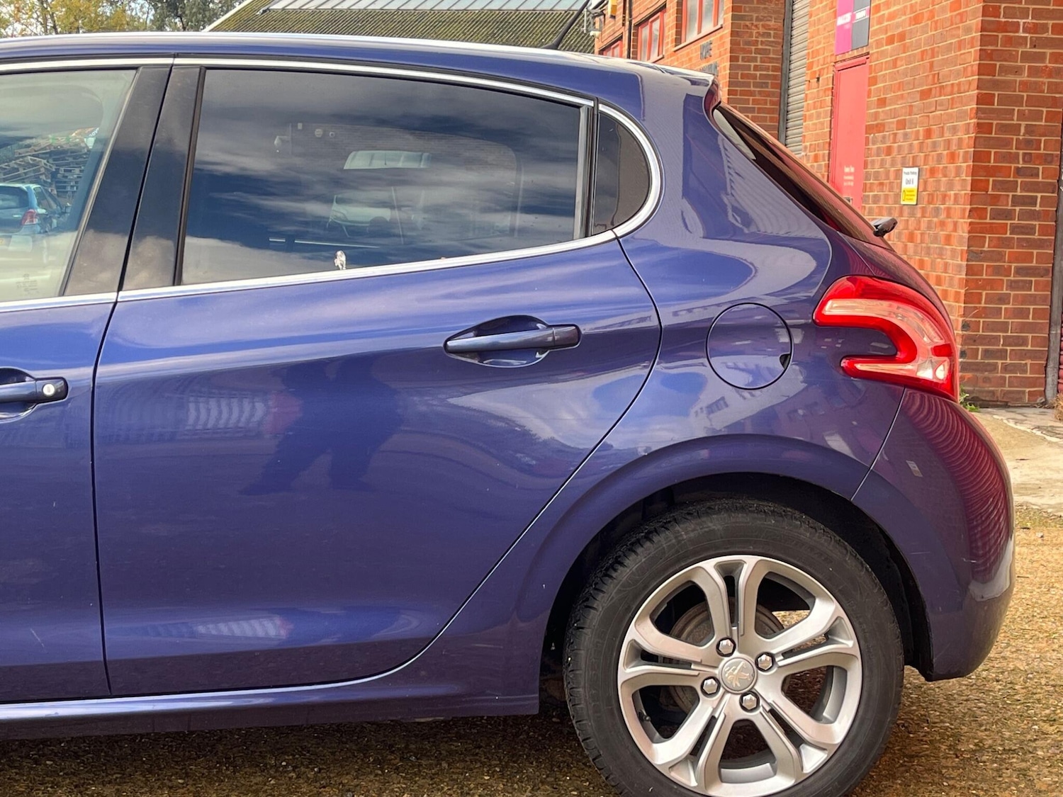Used Peugeot 208 2014 for sale - 76446586: Photo 64