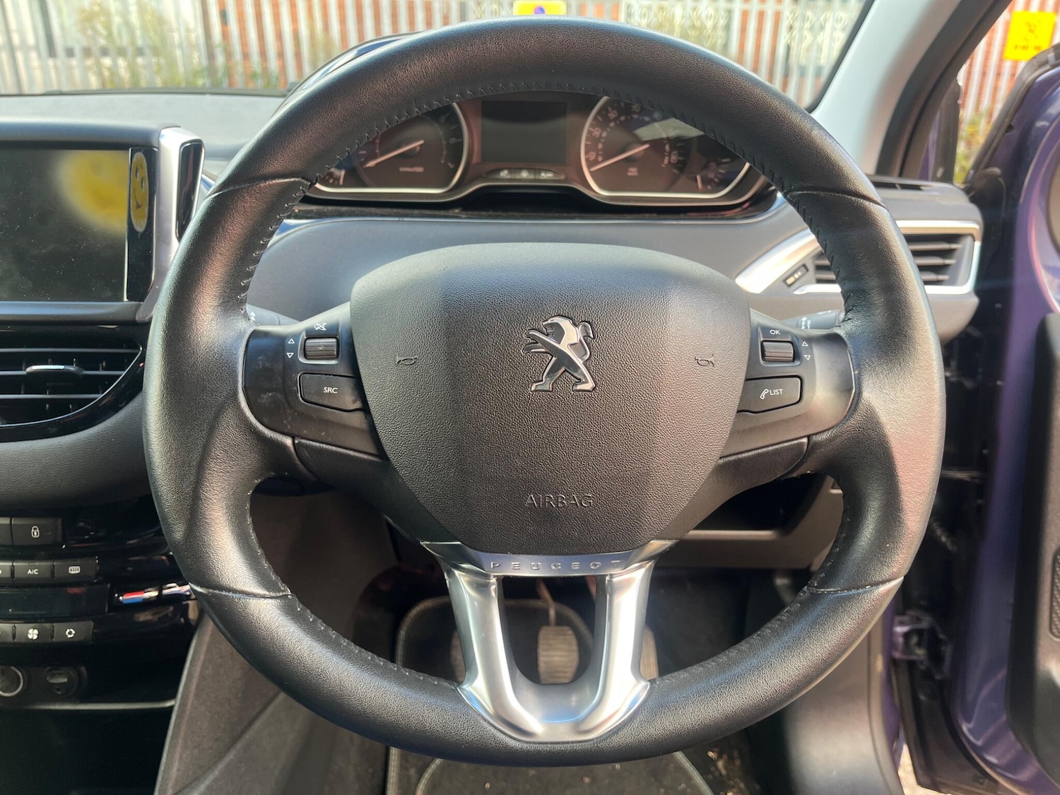 Used Peugeot 208 2014 for sale - 76446586: Photo 85