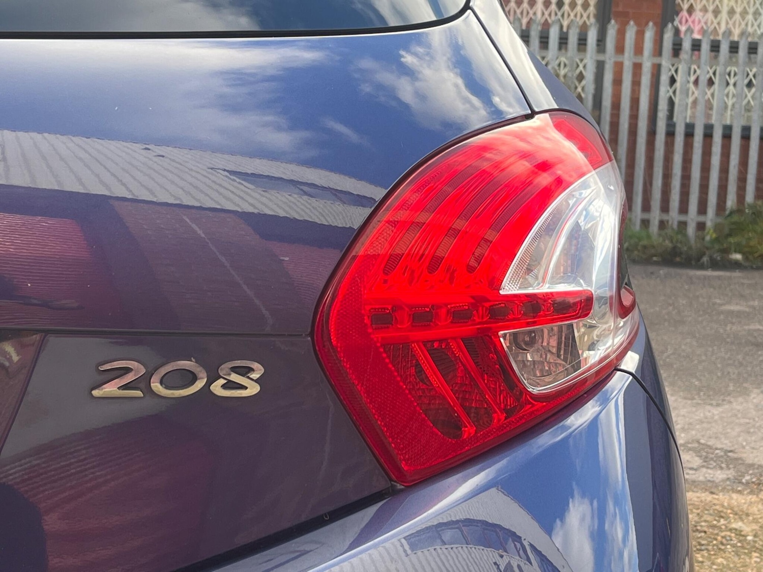 Used Peugeot 208 2014 for sale - 76446586: Photo 91