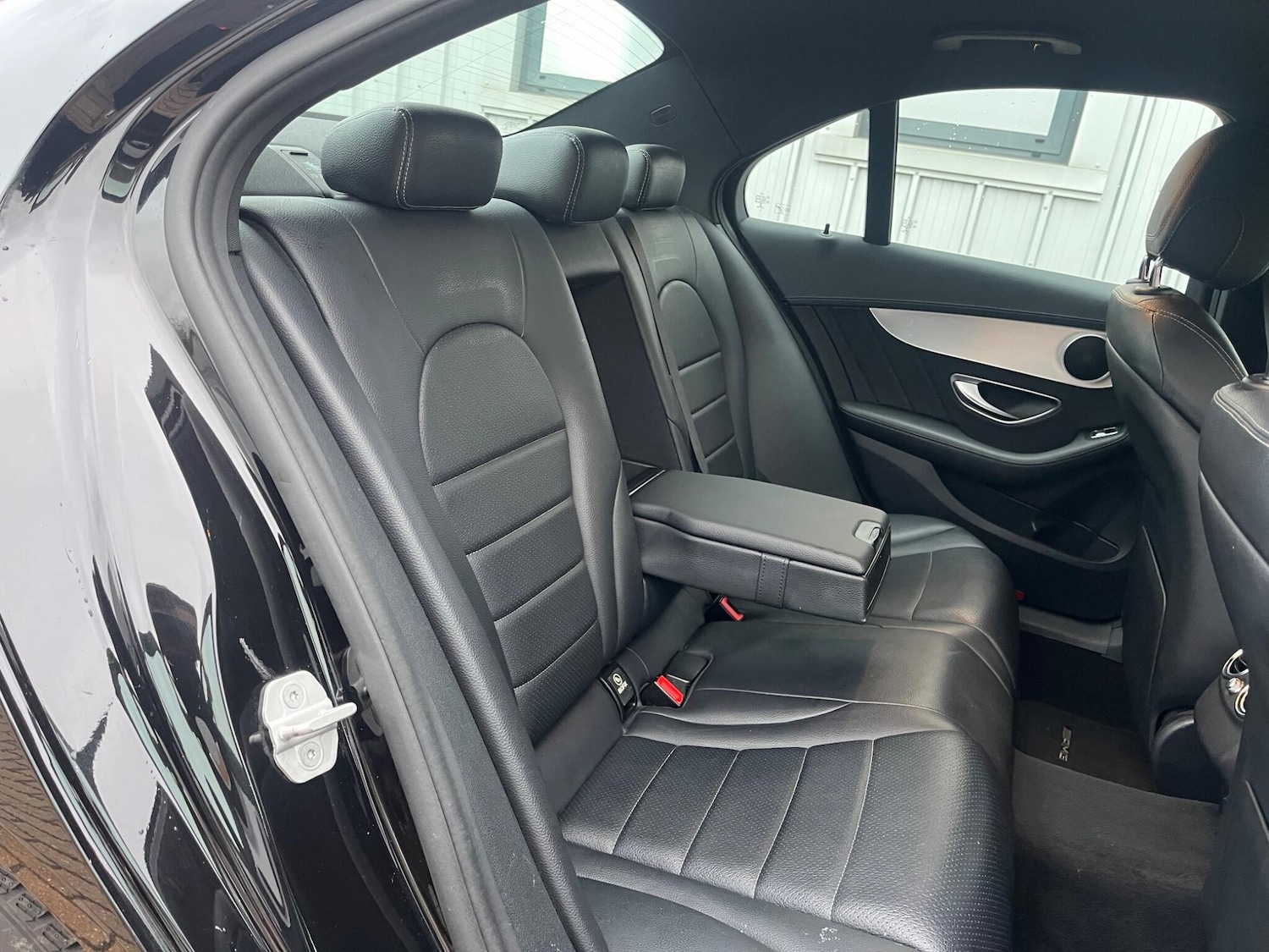 Used Mercedes-Benz C Class 2014 for sale - 77411444: Photo 47