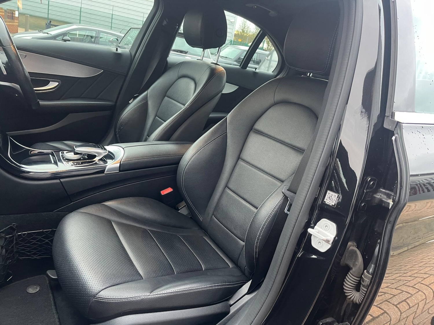 Used Mercedes-Benz C Class 2014 for sale - 77411444: Photo 89