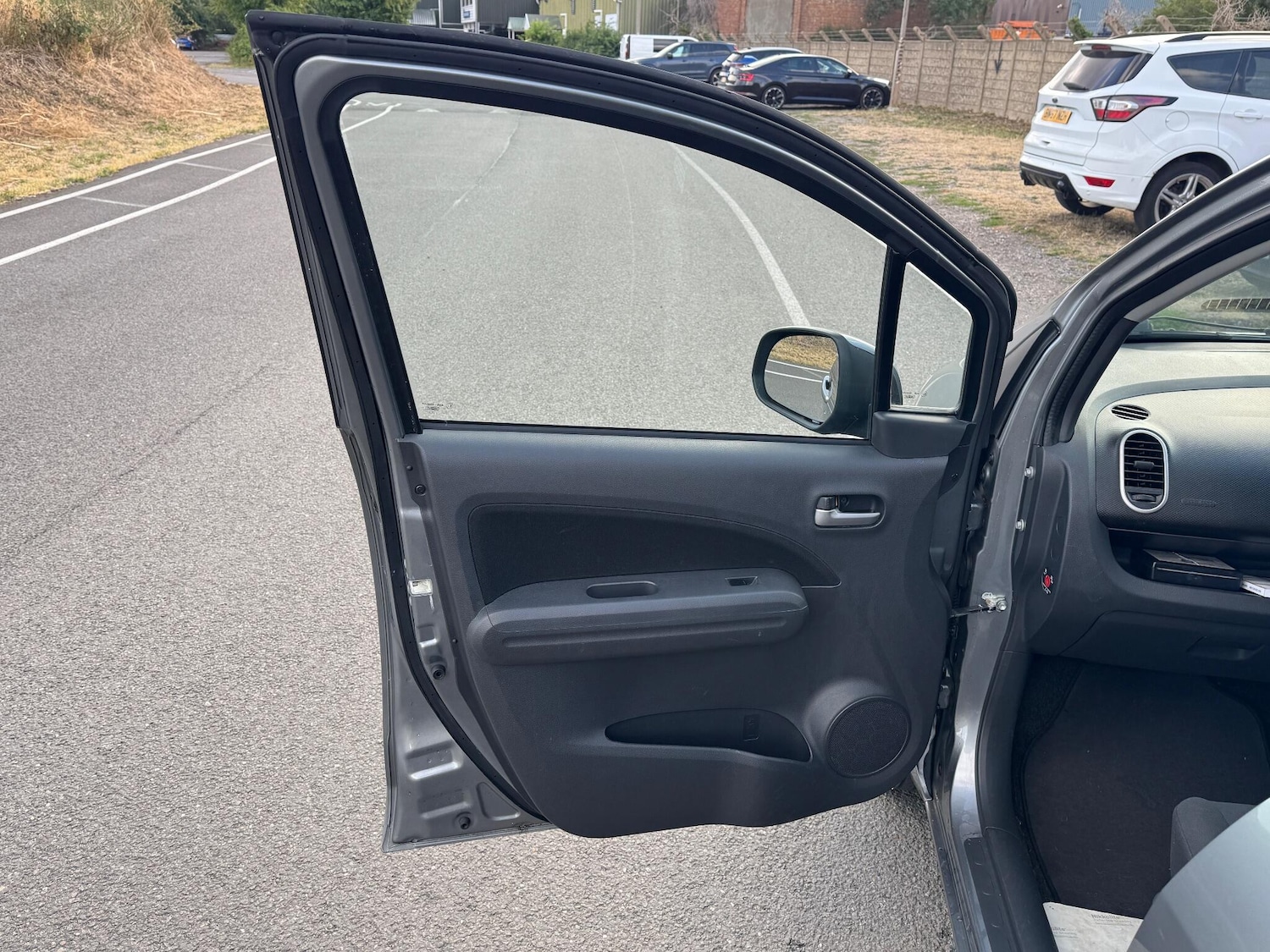 Used Suzuki Splash 2009 for sale - 76898747: Photo 26