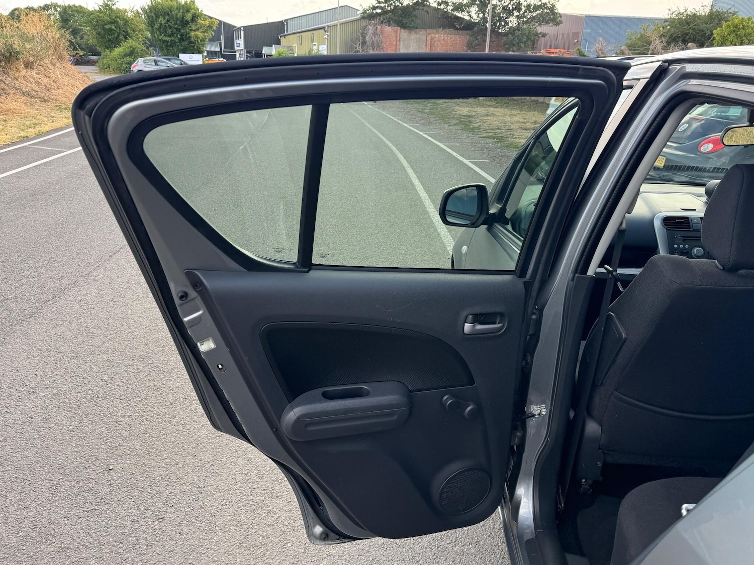 Used Suzuki Splash 2009 for sale - 76898747: Photo 27