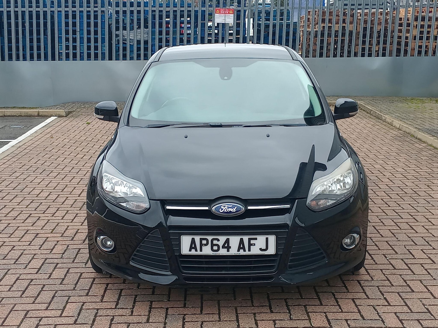 Used Ford Focus 2014 for sale - 76560924: Photo 2