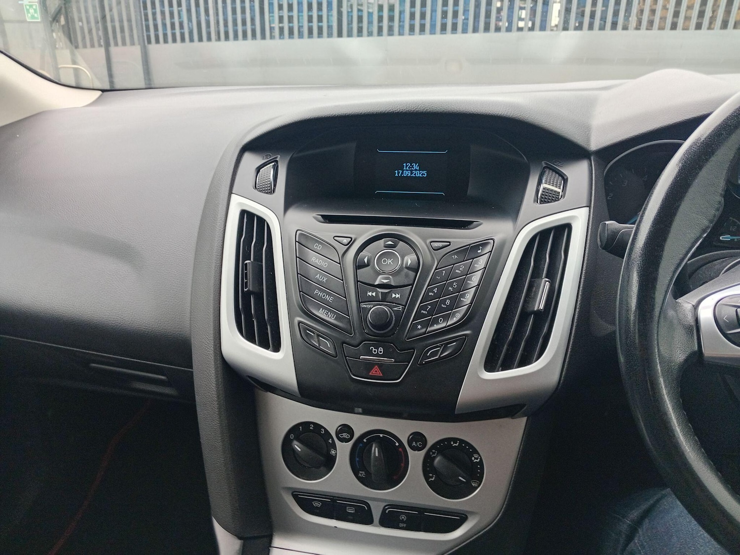 Used Ford Focus 2014 for sale - 76560924: Photo 37