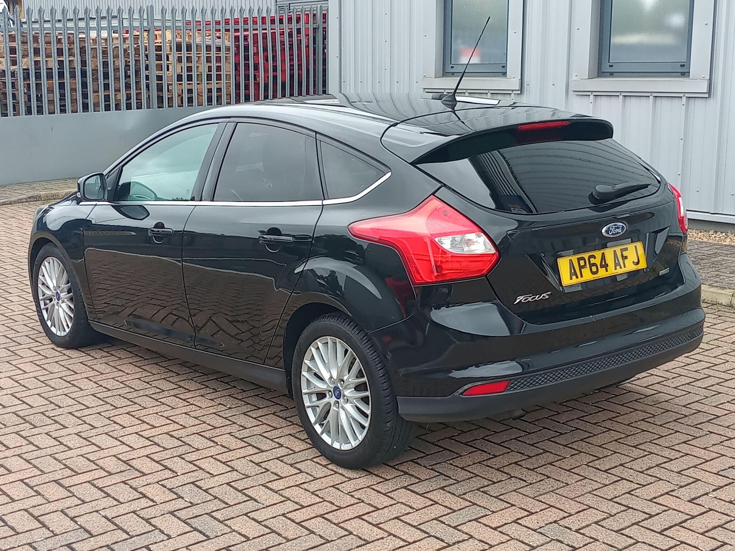 Used Ford Focus 2014 for sale - 76560924: Photo 5