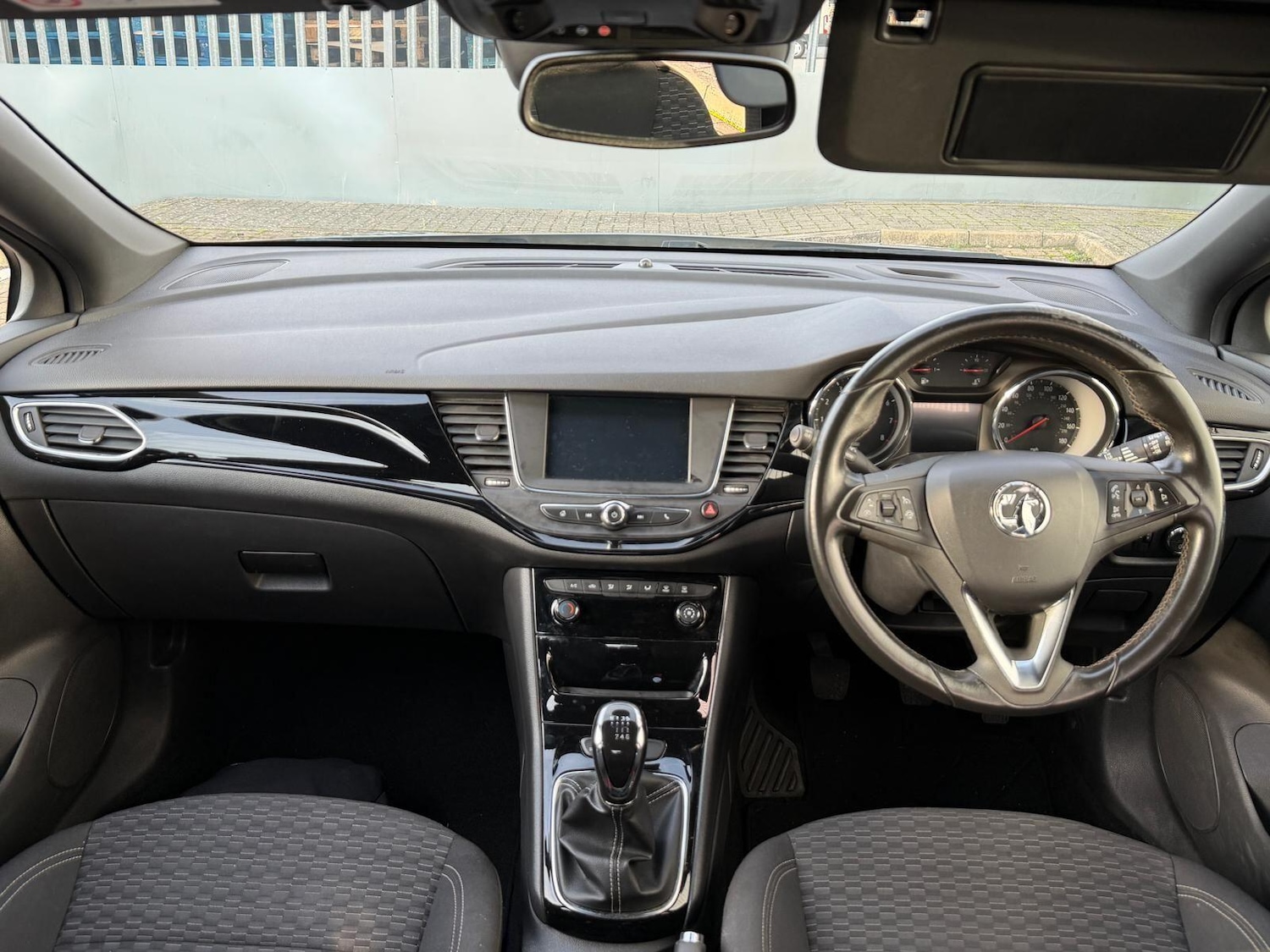 Used Vauxhall Astra 2017 for sale - 77574077: Photo 18