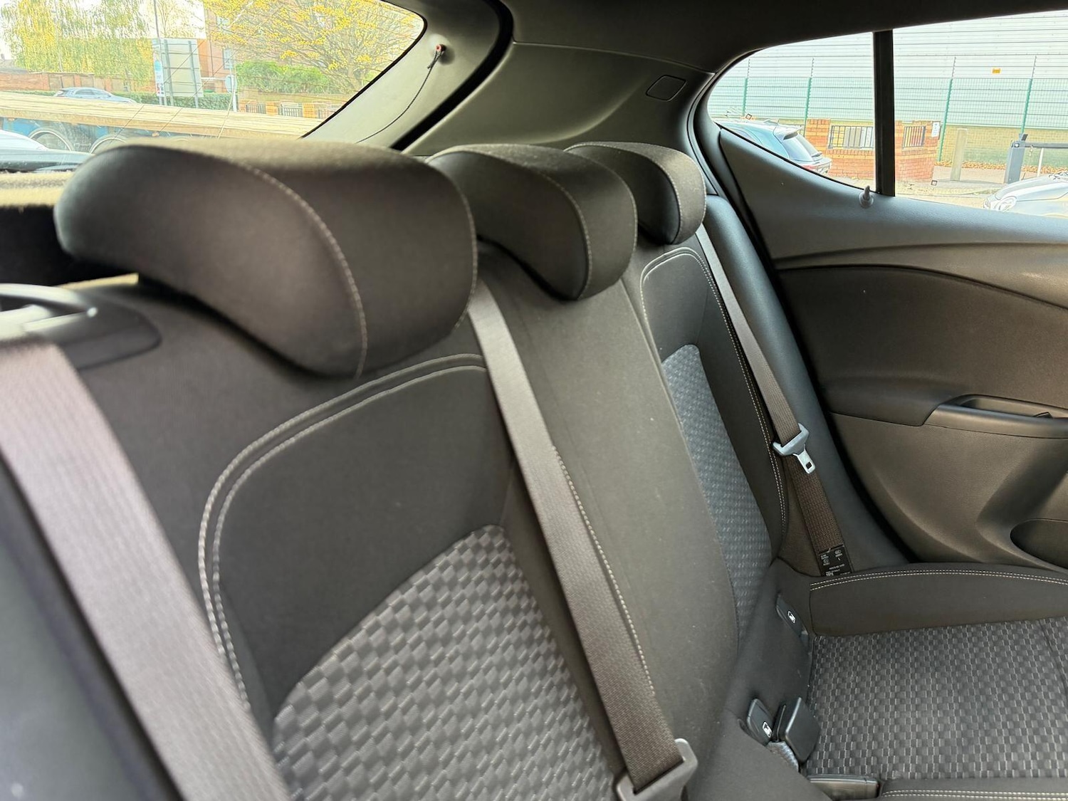 Used Vauxhall Astra 2017 for sale - 77574077: Photo 28