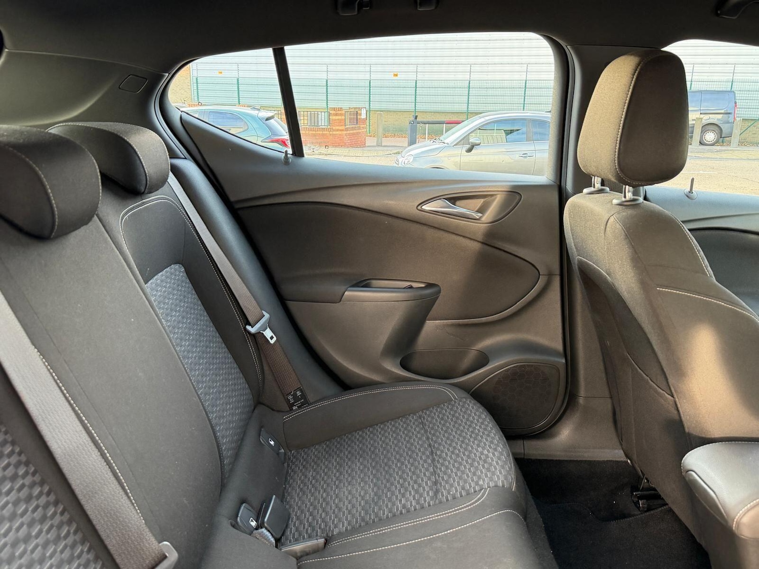 Used Vauxhall Astra 2017 for sale - 77574077: Photo 29