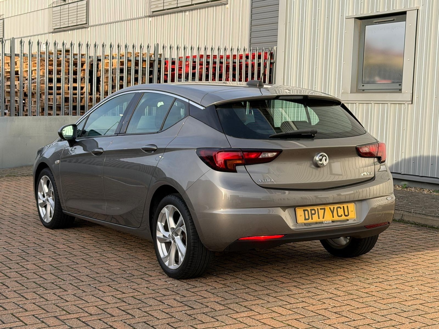 Used Vauxhall Astra 2017 for sale - 77574077: Photo 5