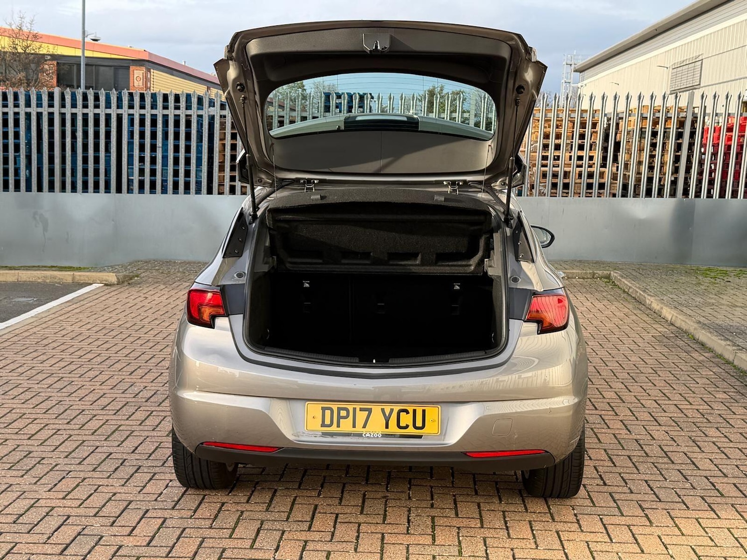 Used Vauxhall Astra 2017 for sale - 77574077: Photo 50