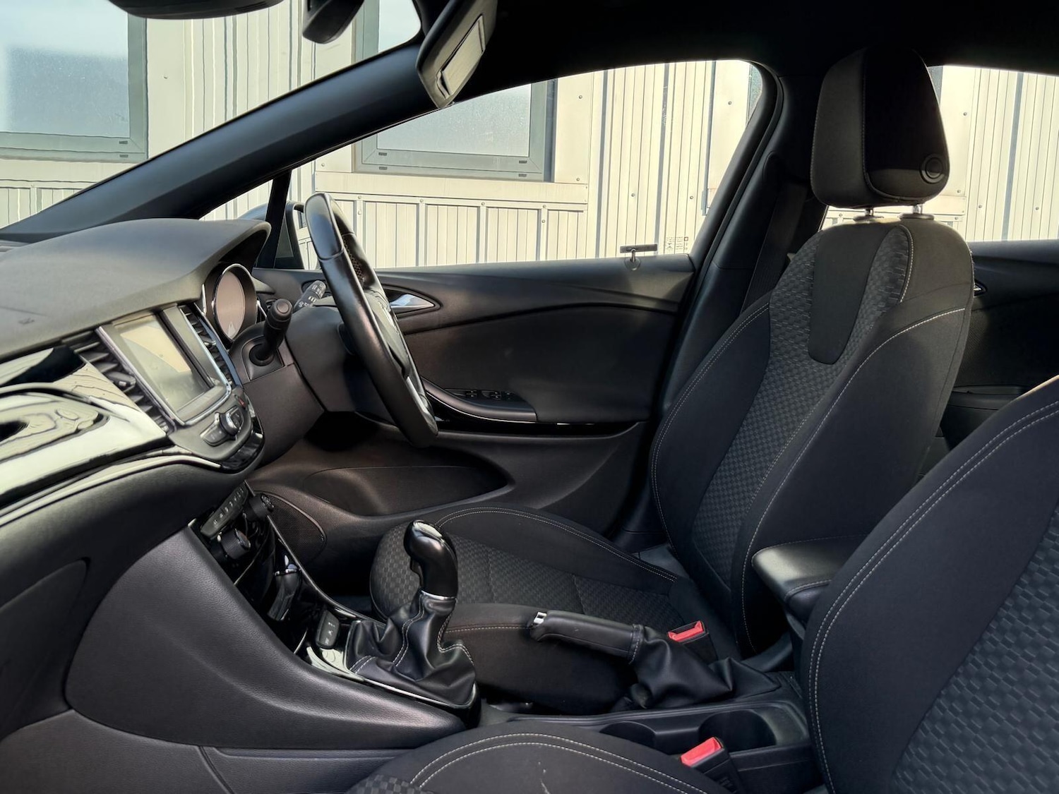 Used Vauxhall Astra 2017 for sale - 77574077: Photo 53