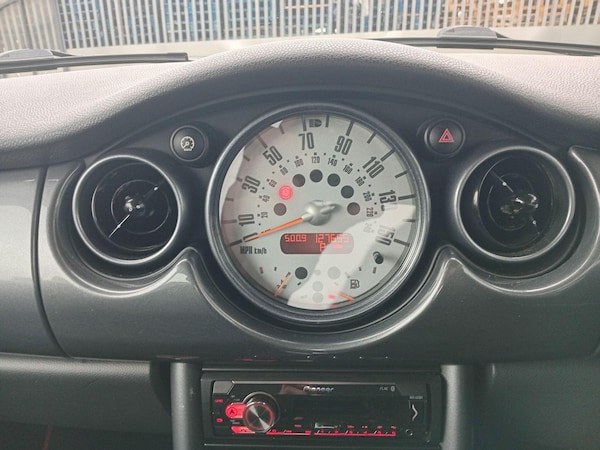 Used MINI Hatch 2004 for sale - 76294599: Photo 25