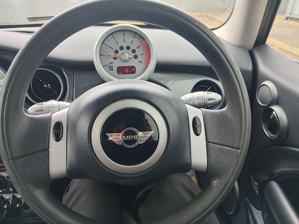 Used MINI Hatch 2004 for sale - 76294599: Photo 27