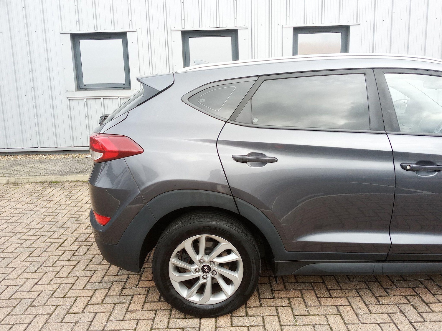 Used Hyundai TUCSON 2017 for sale - 76562057: Photo 11