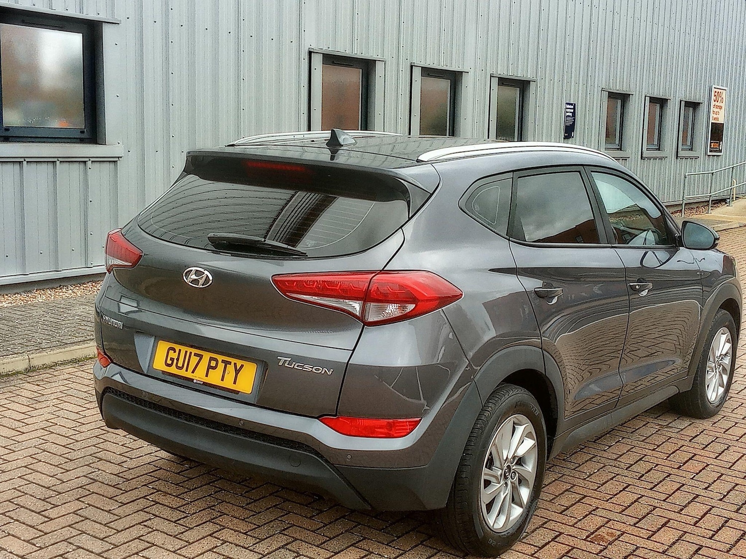 Used Hyundai TUCSON 2017 for sale - 76562057: Photo 7