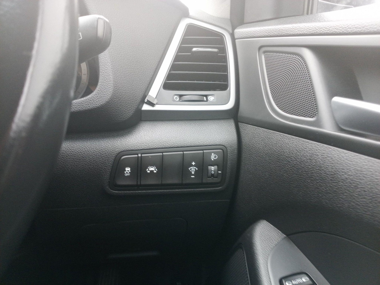 Used Hyundai TUCSON 2017 for sale - 76562057: Photo 9