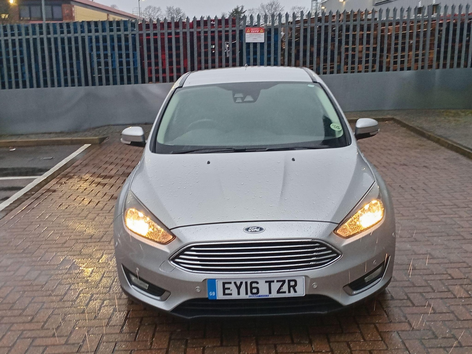 Used Ford Focus for sale - 77216103: Photo 3