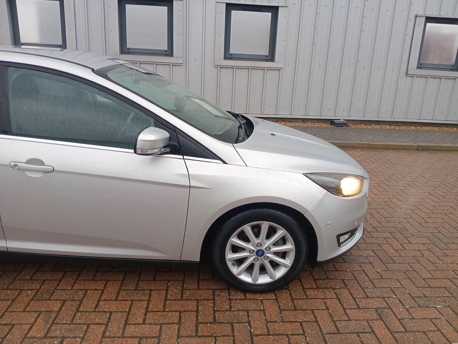 Used Ford Focus for sale - 77216103: Photo 9