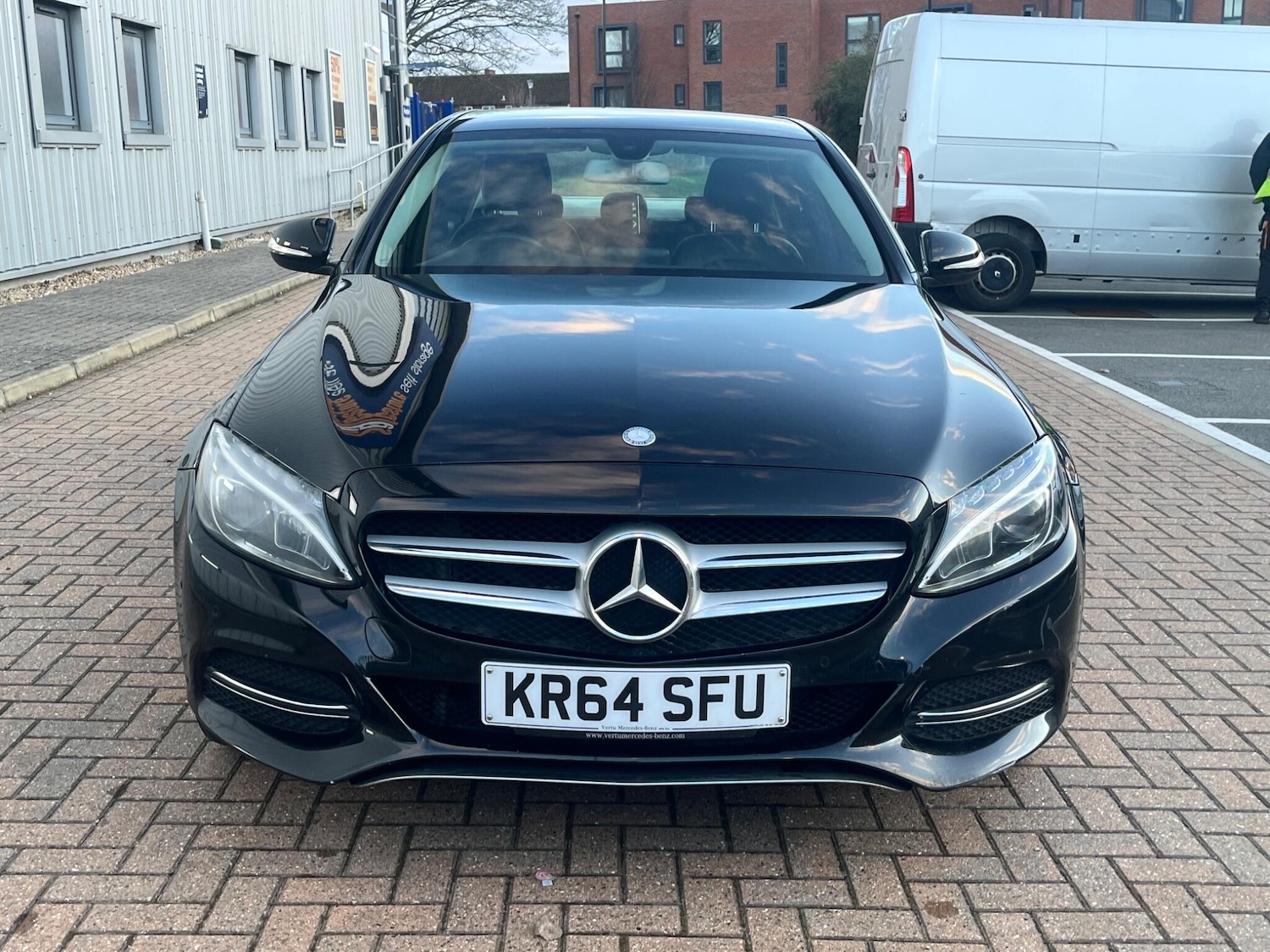 Used Mercedes-Benz C Class 2015 for sale - 77456422: Photo 3