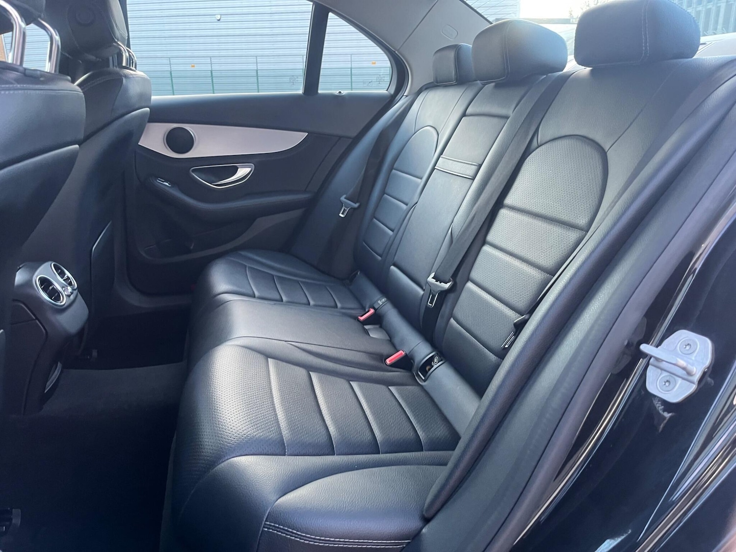 Used Mercedes-Benz C Class 2015 for sale - 77456422: Photo 44