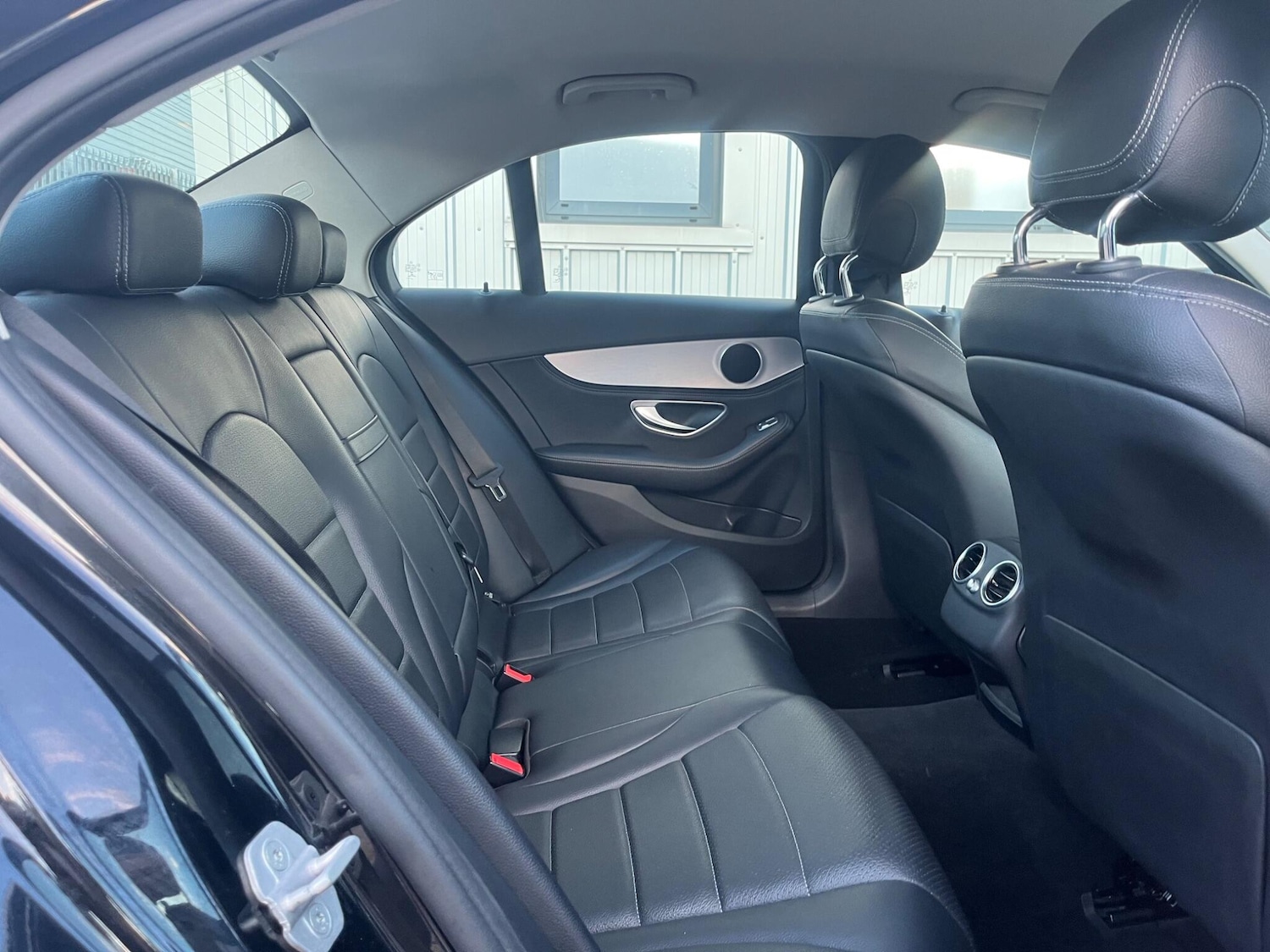 Used Mercedes-Benz C Class 2015 for sale - 77456422: Photo 47