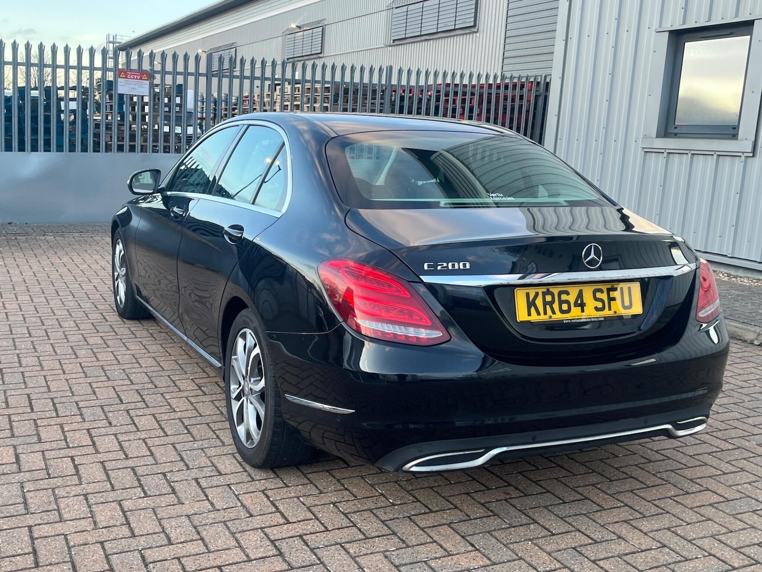 Used Mercedes-Benz C Class 2015 for sale - 77456422: Photo 5